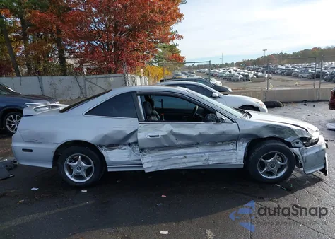 2001 Honda Accord 2.3 Ex из США, поврежденный, VIN 1HGCG32771A032140